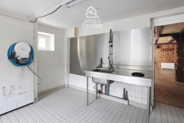 Immeuble
                                                                                                                                                
                                                                                                                                                
                                                                                                                                                
                                                    
                                                                                                                                                                                                                                                                                                                        354  m²                                                                                                                                                                                                         3 etage(s)