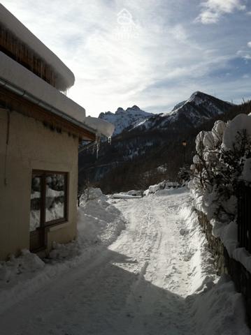 Immeuble
                                                                                                                                                
                                                                                                                                                
                                                                                                                                                
                                                    
                                                                                                                                                                                                                                                                                                                        354  m²                                                                                                                                                                                                         3 etage(s)