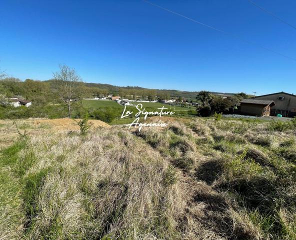 TERRAIN CONSTRUCTIBLE DE 1800M²