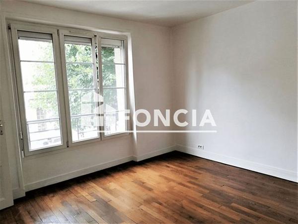 Location Appartement 2 pièces 63.1 m² - 45 RUE DU 6 JUIN Flers 61100