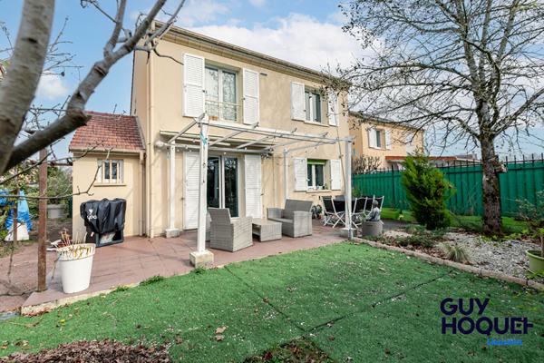 Maison Lieusaint 6 pièce(s) 105 m2 à LIEUSAINT.