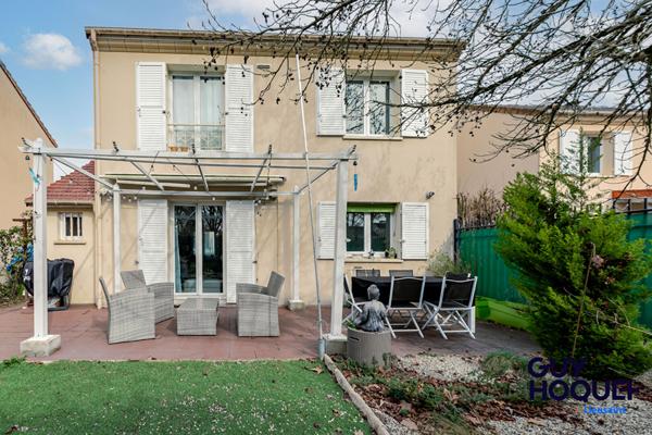 Maison Lieusaint 6 pièce(s) 105 m2 à LIEUSAINT.