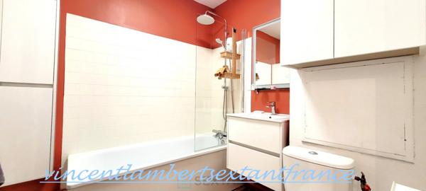 Studio entièrement rénové