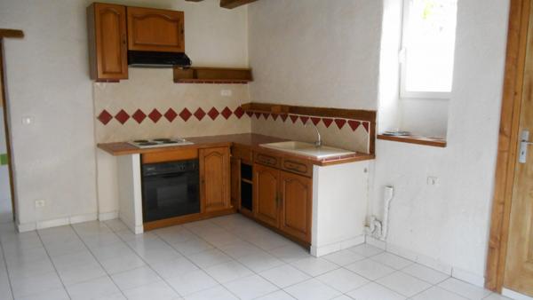 À vendre - Maison ancienne, 4 pièces située à Jupilles (72500)