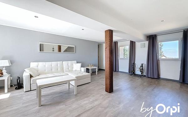 Maison à vendre    5 pièces • 168,30 m2 Neuf-Église