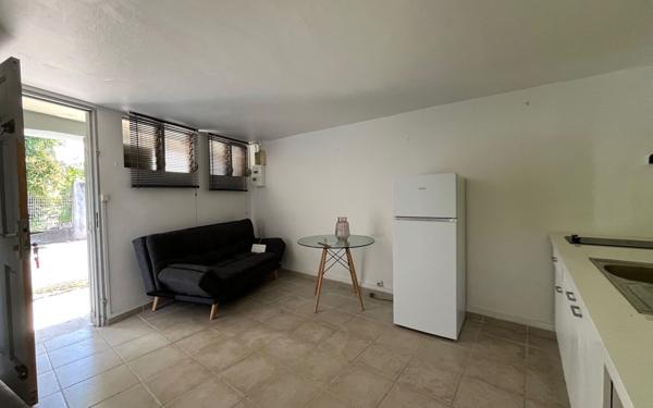 Appartement à louer    2 pièces • 26,80 m2 Fort-de-France