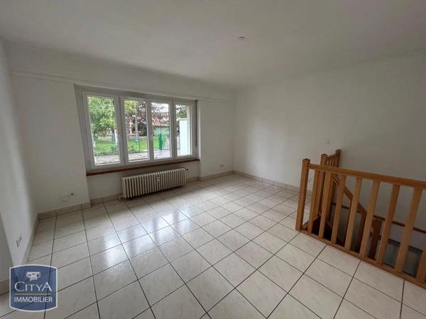 Appartement à louer 4 pièces 100.9m²