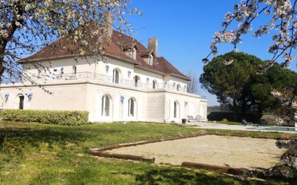 Appartement à vendre    8 pièces •  La Réunion