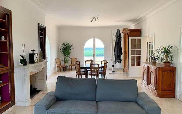 Appartement à vendre    8 pièces •  La Réunion