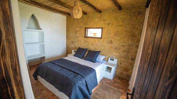 TANGER /ASILAH  GRANDE PROPRIETE  SUR L'OCEAN  SUR UN JARDIN DE 6000 M2