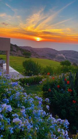 TANGER /ASILAH  GRANDE PROPRIETE  SUR L'OCEAN  SUR UN JARDIN DE 6000 M2