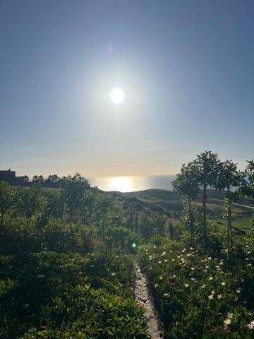 TANGER /ASILAH  GRANDE PROPRIETE  SUR L'OCEAN  SUR UN JARDIN DE 6000 M2