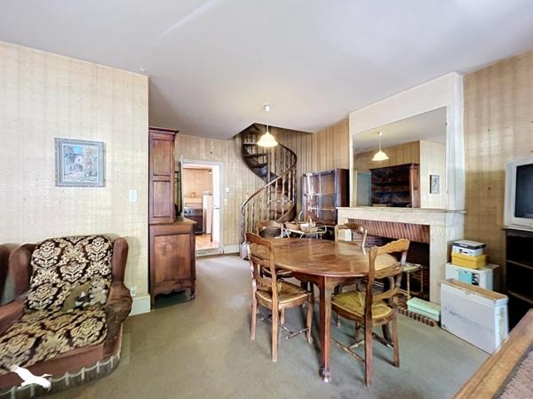 Maison à vendre 54 000 € Saint-Amand-Montrond 3 p 80 m² DPE