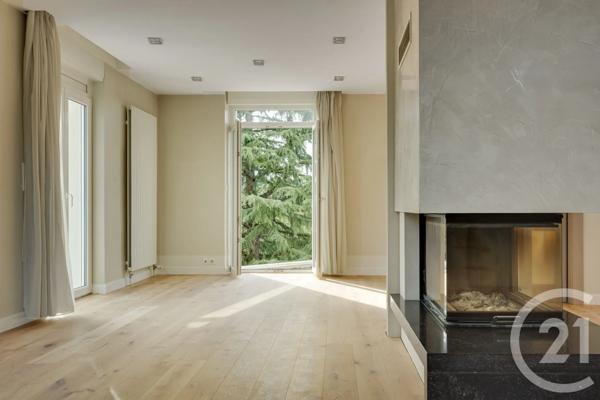 Maison à vendre  6 pièces - 170 m 2   BESANCON  - 25