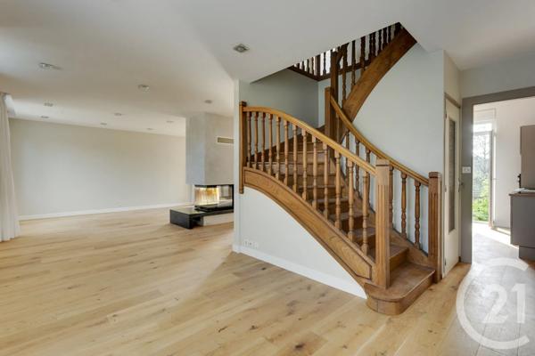 Maison à vendre  6 pièces - 170 m 2   BESANCON  - 25