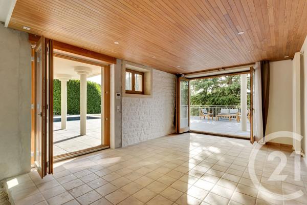 Maison à vendre  6 pièces - 170 m 2   BESANCON  - 25