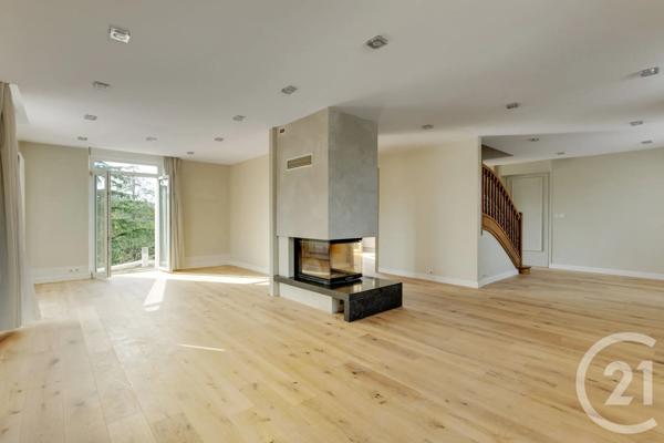 Maison à vendre  6 pièces - 170 m 2   BESANCON  - 25