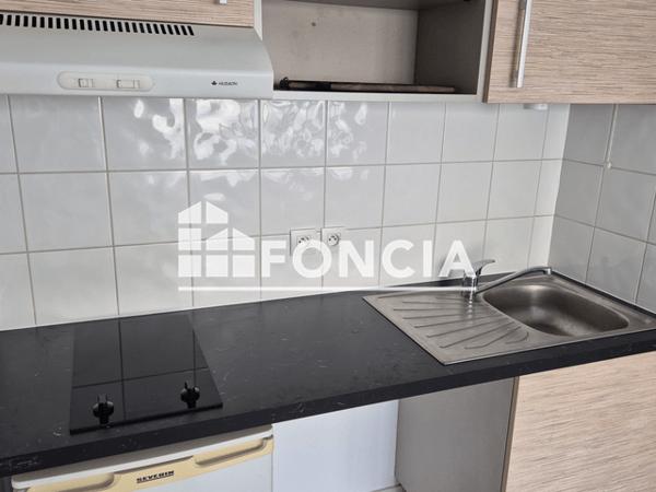 Location Appartement 2 pièces 34.37 m² - 25 RUE AUSONE Bruges 33520