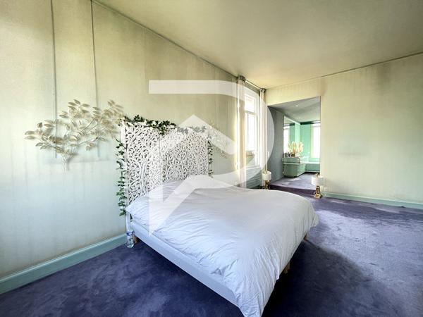 Maison 11 pièces 315 m2