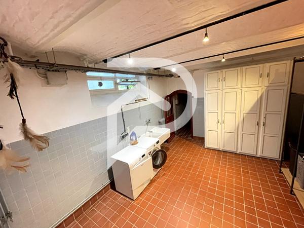 Maison 11 pièces 315 m2