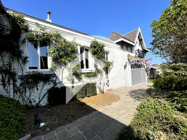 Maison 11 pièces 315 m2