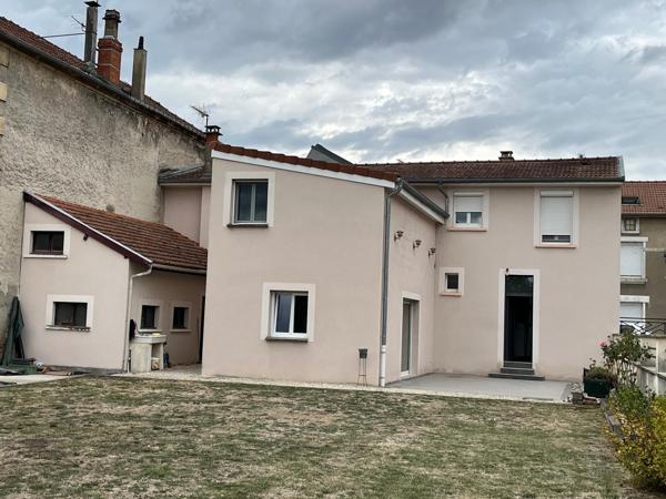 Grande maison de village