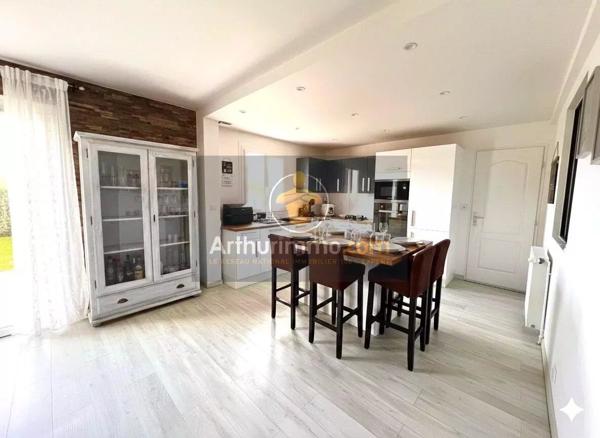 Vente Maison 5 pièces 90 m2 à La Queue-en-Brie