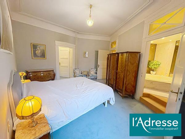 Appartement Metz 5 pièce(s) - chambre et cuisine en annexes - garages 6 voitures - combles aménageables