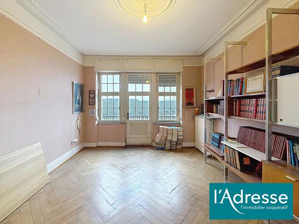 Appartement Metz 5 pièce(s) - chambre et cuisine en annexes - garages 6 voitures - combles aménageables