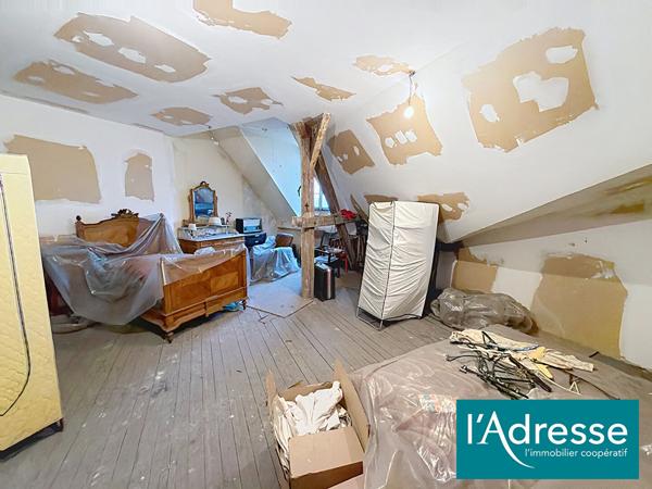 Appartement Metz 5 pièce(s) - chambre et cuisine en annexes - garages 6 voitures - combles aménageables