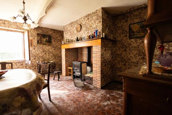 Maison 90m² à rénover, terrain 1200m², comble aménageable, AURENSAN (65)