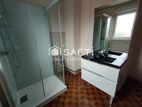 IMMEUBLE À FORT POTENTIEL AVEC PARTIE COMMERCIALE & LOGEMENT - Idéal investisseurs !