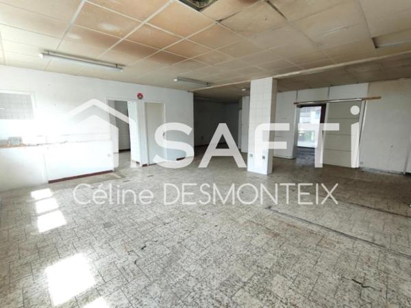 IMMEUBLE À FORT POTENTIEL AVEC PARTIE COMMERCIALE & LOGEMENT - Idéal investisseurs !