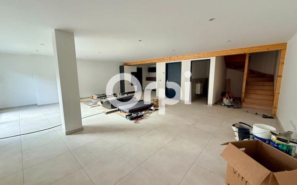 Appartement à louer    4 pièces • 142,55 m2 Theys