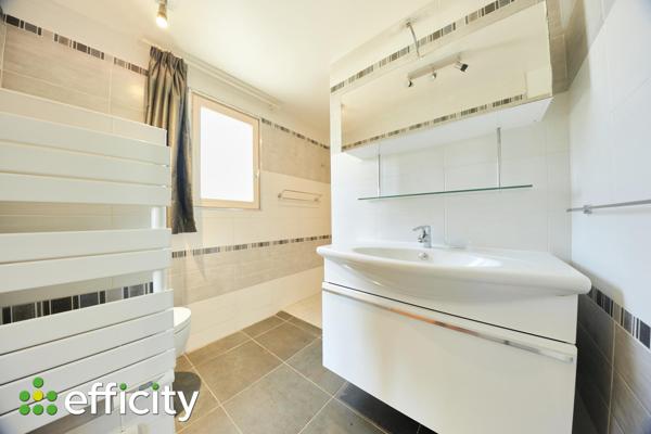 Maison 8 pièces - 185 m²