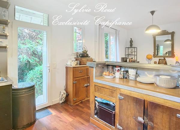 Dpt Val de Marne (94), à vendre VITRY SUR SEINE maison P7 de 190 m² - Terrain de 476 m²