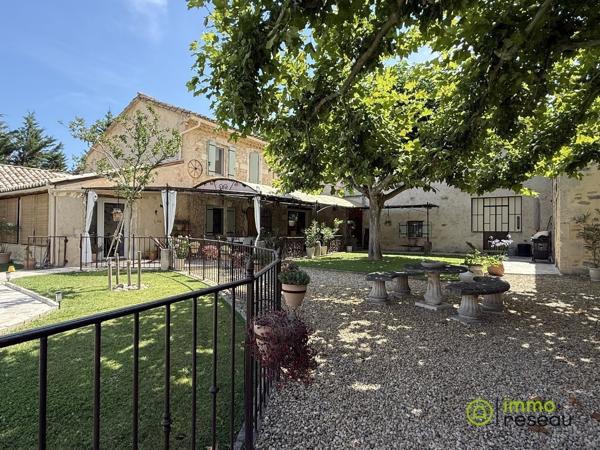 Mas à MONTFAVET (84140)