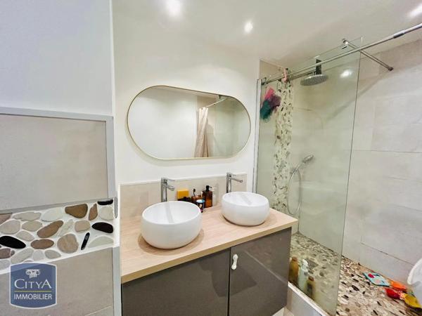 Appartement à vendre 6 pièces 101.26m² Fos-sur-Mer (13270)