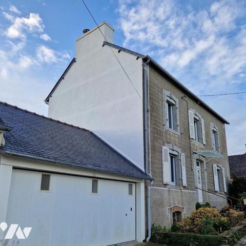 Maison d'habitation à vendre dans le centre de Châteauneuf du Faou, Finistère 29