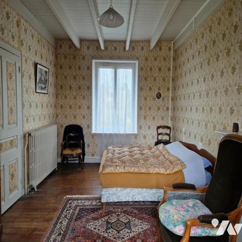 Maison d'habitation à vendre dans le centre de Châteauneuf du Faou, Finistère 29