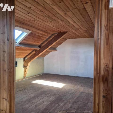 Maison d'habitation à vendre dans le centre de Châteauneuf du Faou, Finistère 29