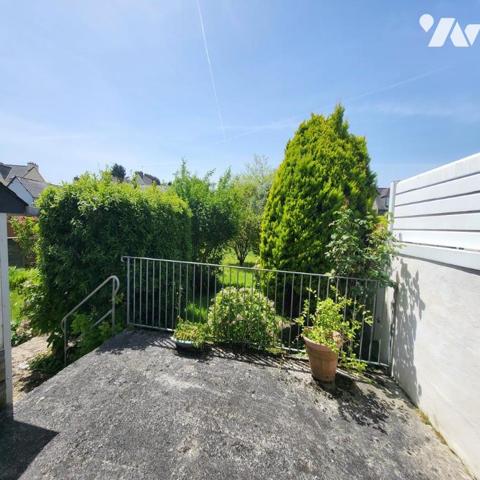 Maison d'habitation à vendre dans le centre de Châteauneuf du Faou, Finistère 29