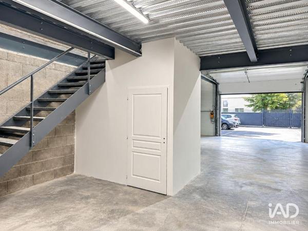 Location local d’activité 160 m² Dagneux