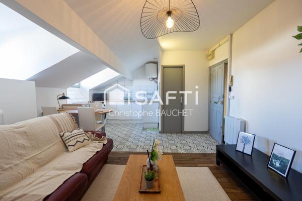 Appartement 2P sous les toits à Bourg en Bresse