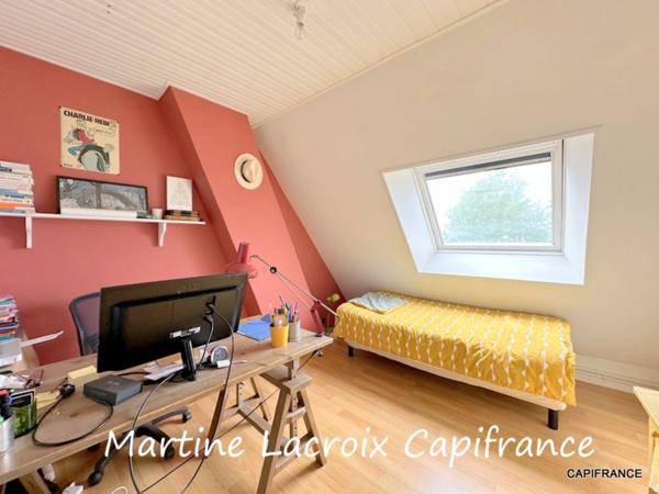 Dpt SARTHE (72), à vendre CHERRÉ-AU - PROPRIÉTÉ  P7 de 143 m² - Terrain de 3998 M²