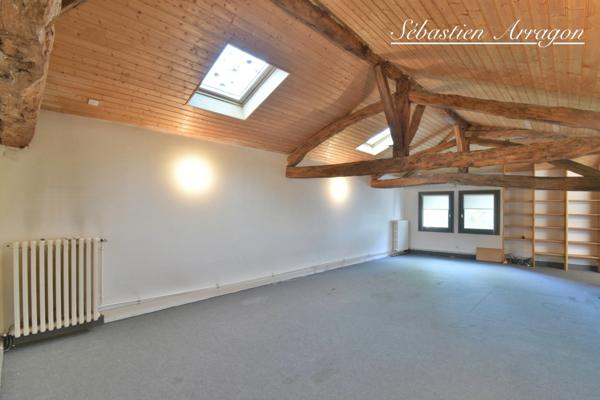 Maison de maître du XIXᵉ siècle à Villeneuve-sur-Lot – 460 m² – Parc de 8 300 m² – Piscine – Centre-ville à pied