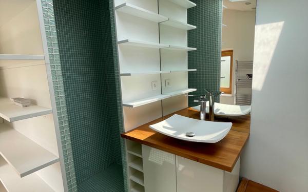 Maison à louer    5 pièces •  Soucieu-en-Jarrest