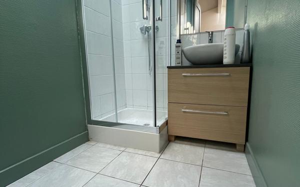 Maison à louer    5 pièces •  Soucieu-en-Jarrest