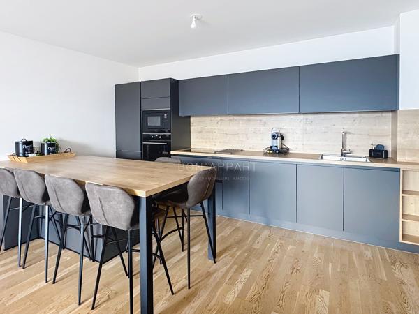 Appartement 3 pièce(s) 2 chambre(s) 62 m²