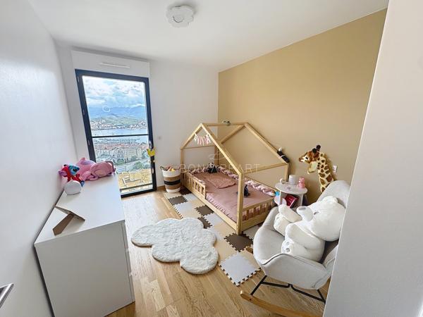 Appartement 3 pièce(s) 2 chambre(s) 62 m²